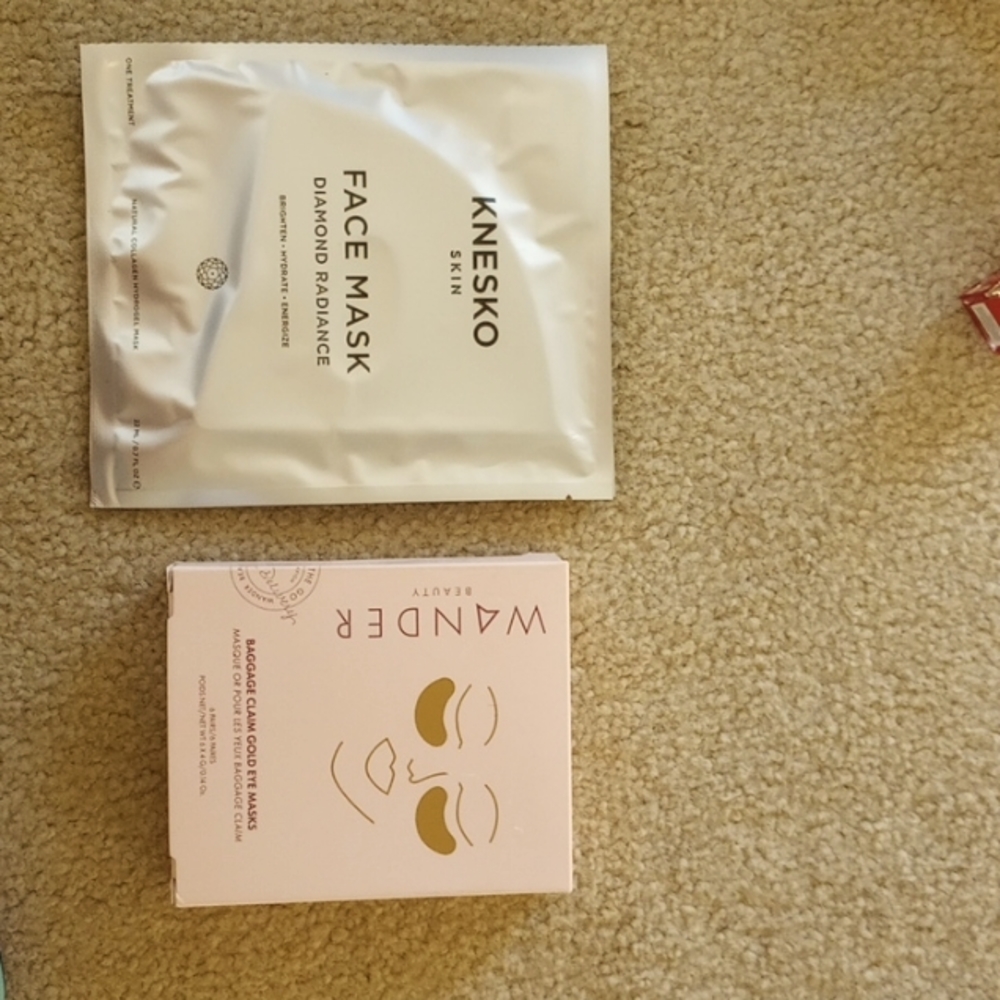 Knesko Diamond and Wander face and eye mask